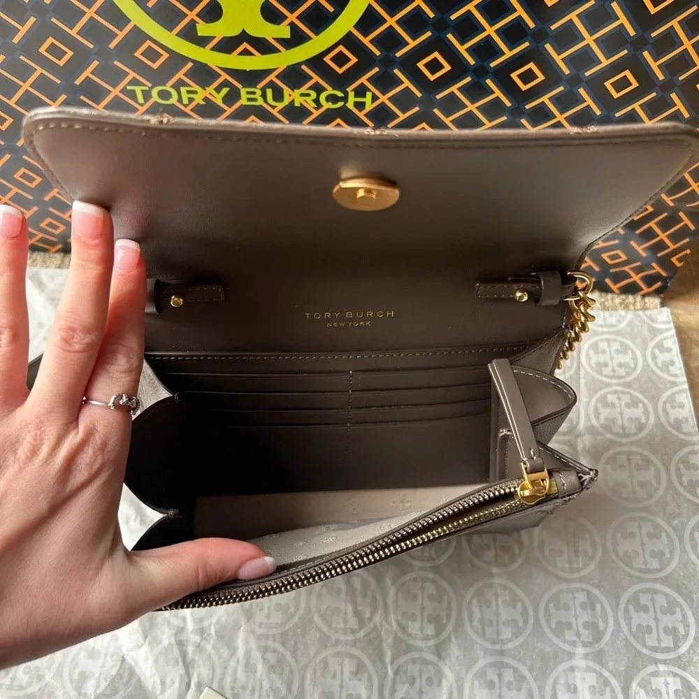 NWT Tory Burch Willa Chain Wallet Crossbody Bag Volcanic Stone